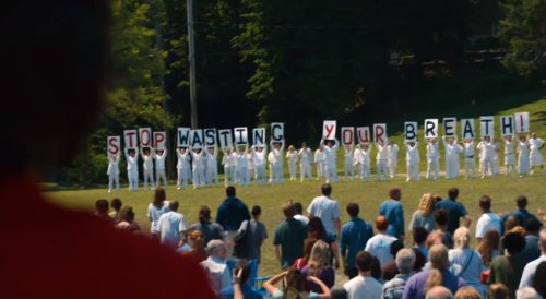 intense-trailer-for-hbos-new-series-the-leftovers