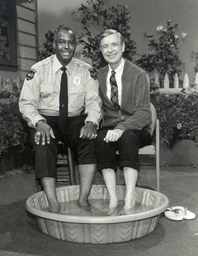 1993-mrn-episode_sq-e5fa46b06f7cb74f988fe403cca4e8f0b48baf6e-s1500-c85